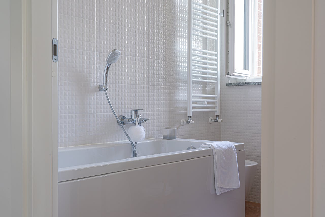 Fenêtre dans une douche