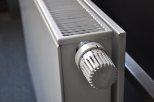 Radiateur chauffe même fermé